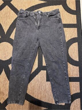 Garage Women's Black Washed Mom Jeans US 13